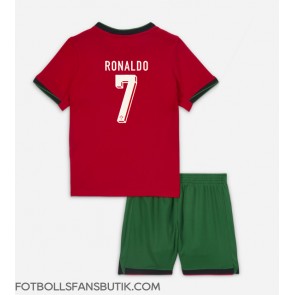 Portugal Cristiano Ronaldo #7 Replika Hemmatröja Barn EM 2024 Kortärmad (+ Korta byxor)